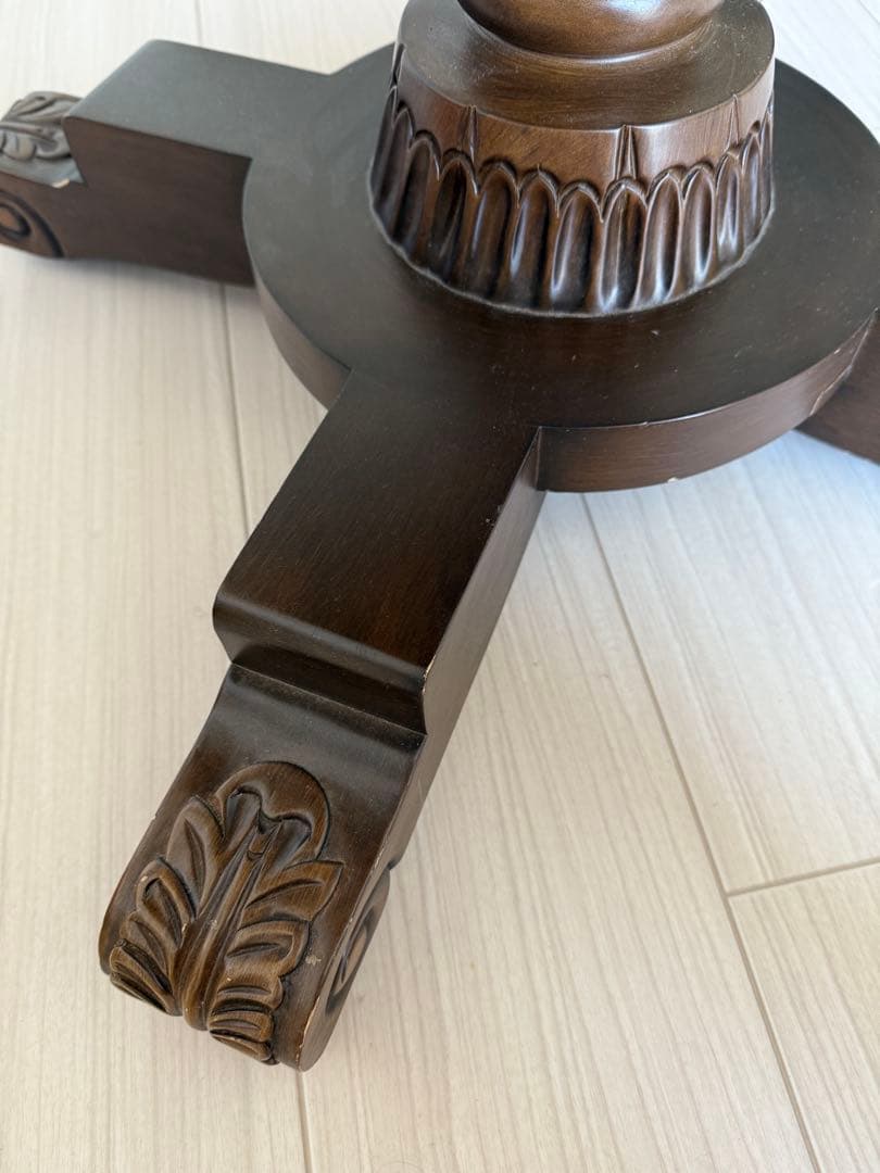 丸テーブル　木製　アンティーク調　センターテーブル　ハンドメイド