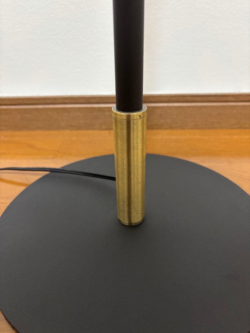 リセノプロダクト　フロアライト　Delicia