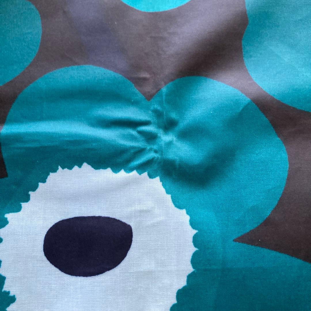 マリメッコ　PVC生地　ピエニウニッコ