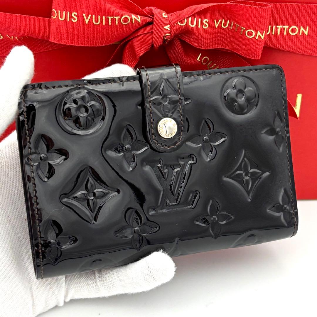 ☆新型☆美品☆ルイヴィトン ポルトフォイユヴィエノワ モノグラムヴェルニ 財布