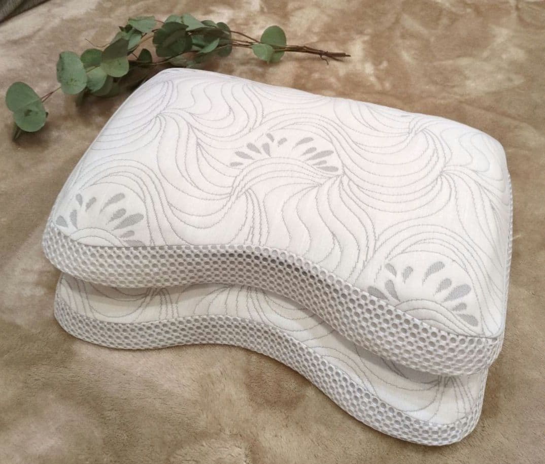 BREATHAIR　ブレスエアー　ハニカ厶ジェルマット枕　カバー付き　2個セット