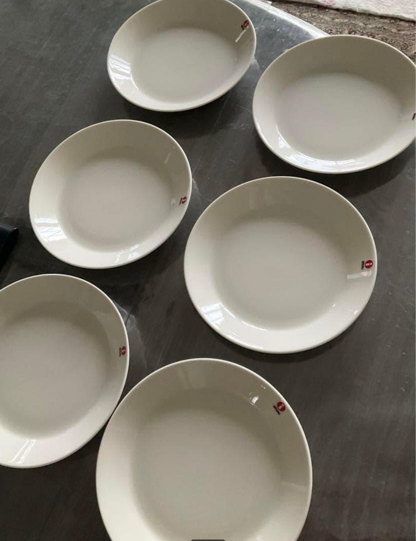 未使用　新品　ホワイトプレート 21cm 6枚セット　イッタラ　ティーマ