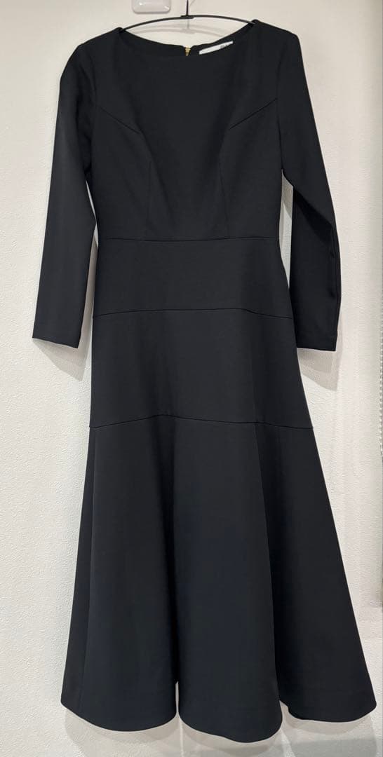 JENNEジェンヌフレア美ラインワンピース　Lサイズ