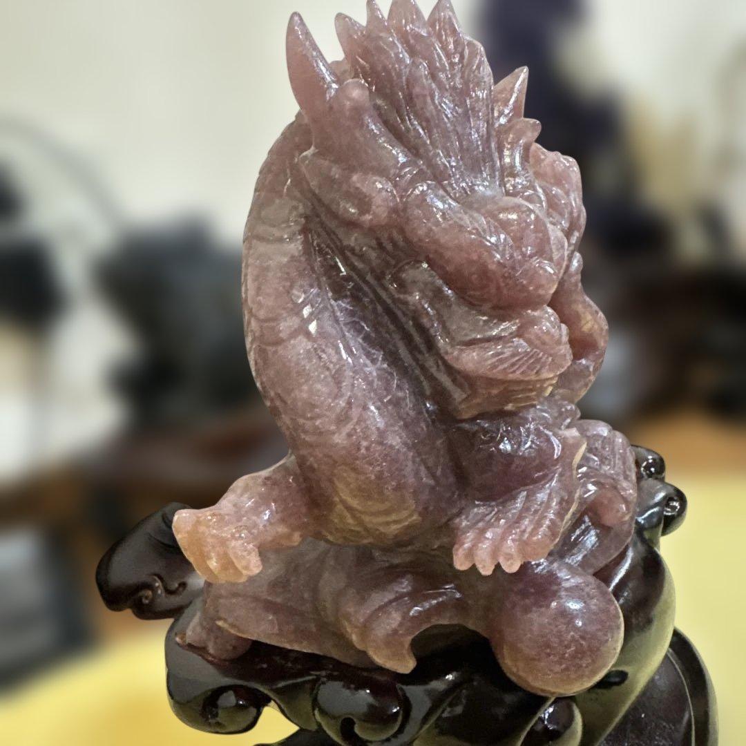 【極上品】ストロベリークォーツ　龍彫　2キロ超