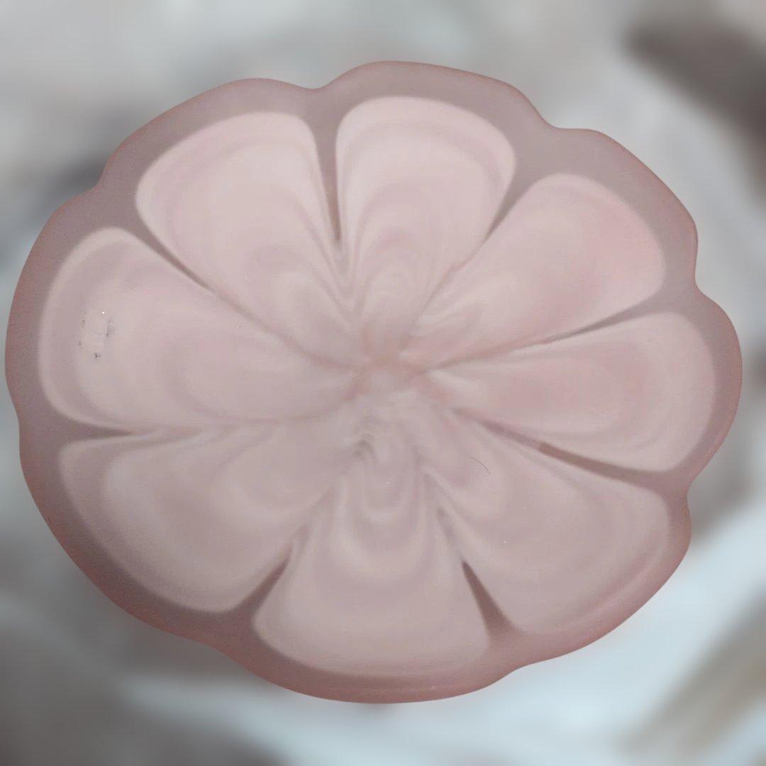 お菓子 フルーツ盛り パスタ入れ 花型淡いピンクガラス