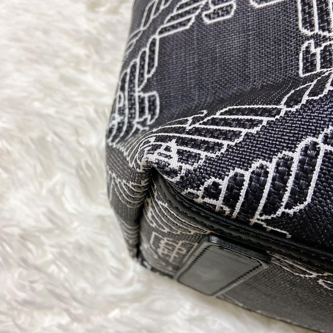 うさぎ ⭐️エンポリオアルマーニ　トートバッグ　A4サイズ 総柄　ロゴ