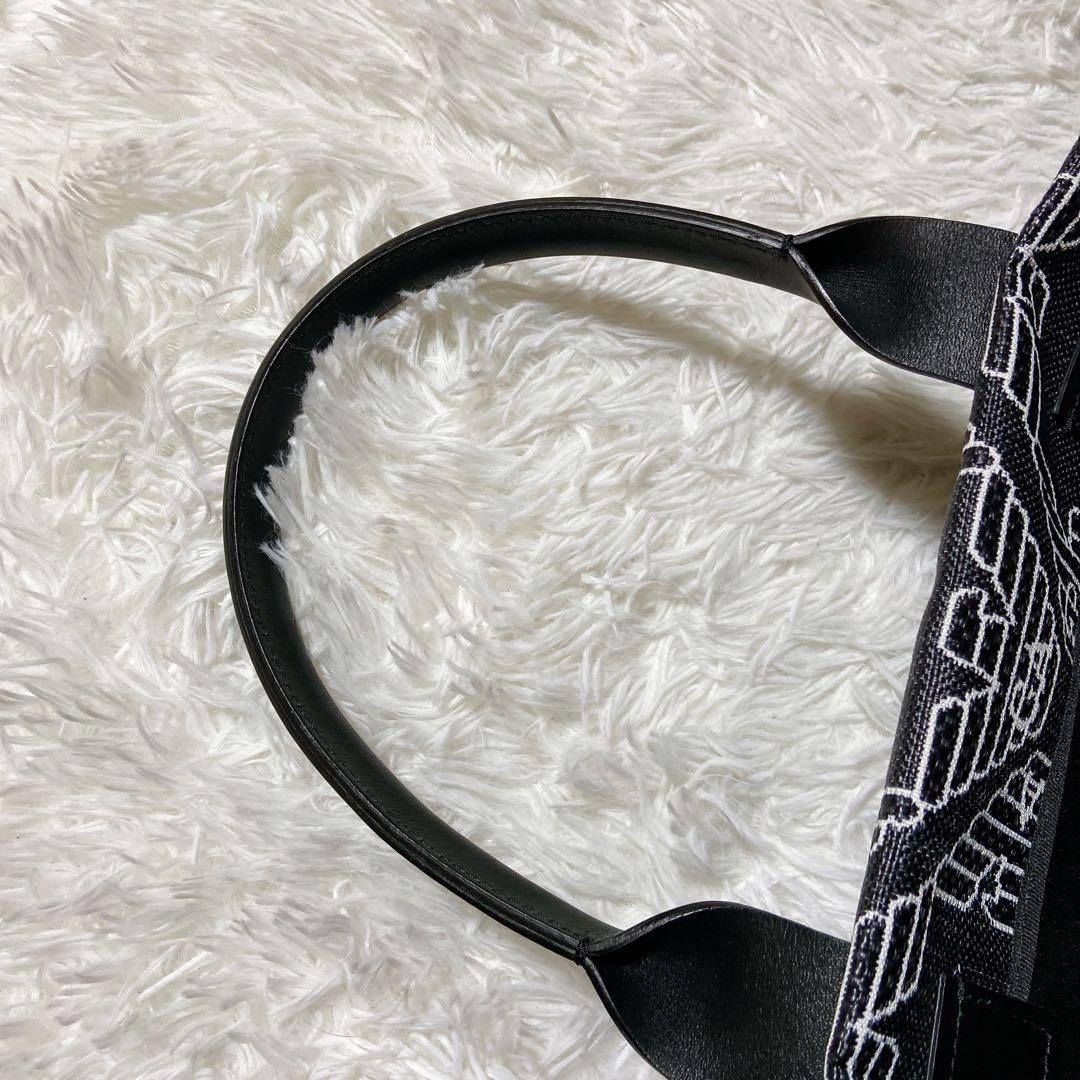 うさぎ ⭐️エンポリオアルマーニ　トートバッグ　A4サイズ 総柄　ロゴ