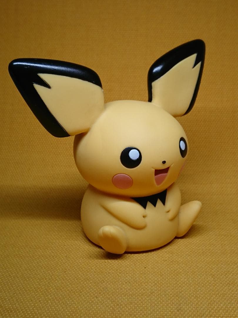 ポケモン　ピチュー　貯金箱　置物　インテリア　工芸品　美術品　A1275