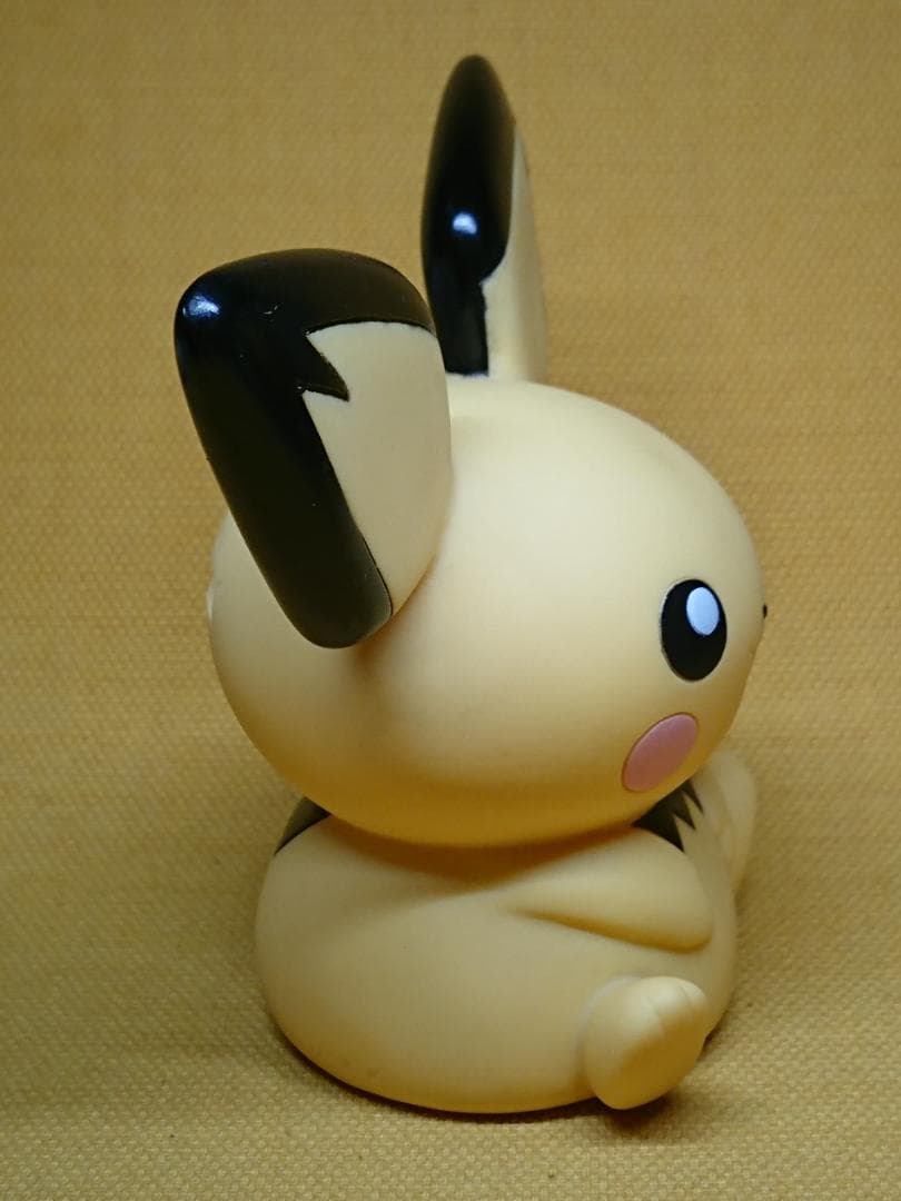 ポケモン　ピチュー　貯金箱　置物　インテリア　工芸品　美術品　A1275