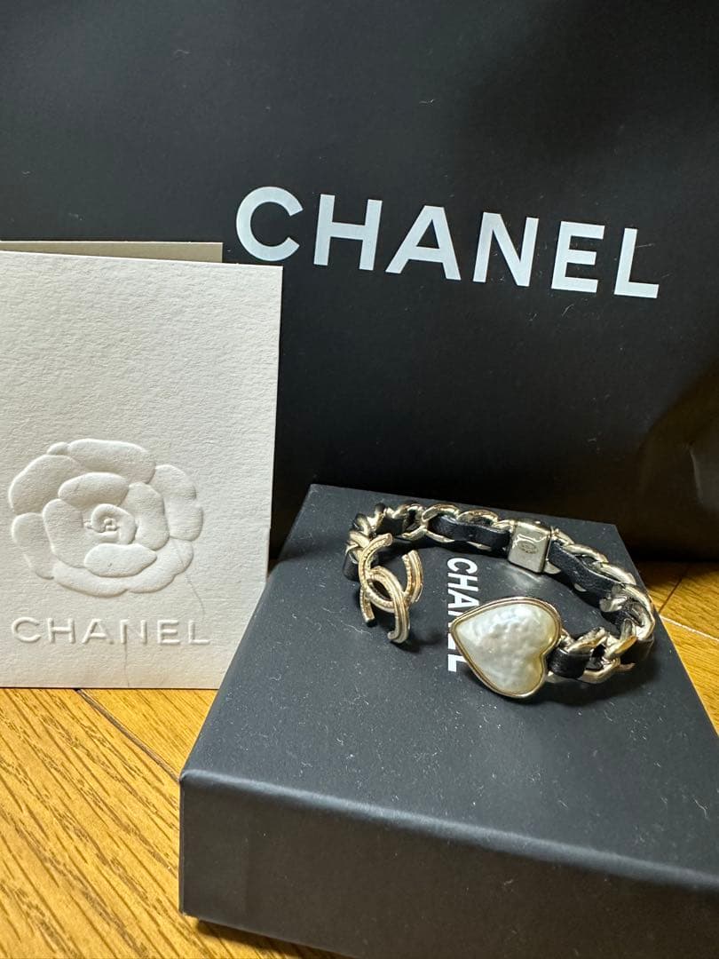 CHANEL (シャネル) ココマーク ハートブレスレット