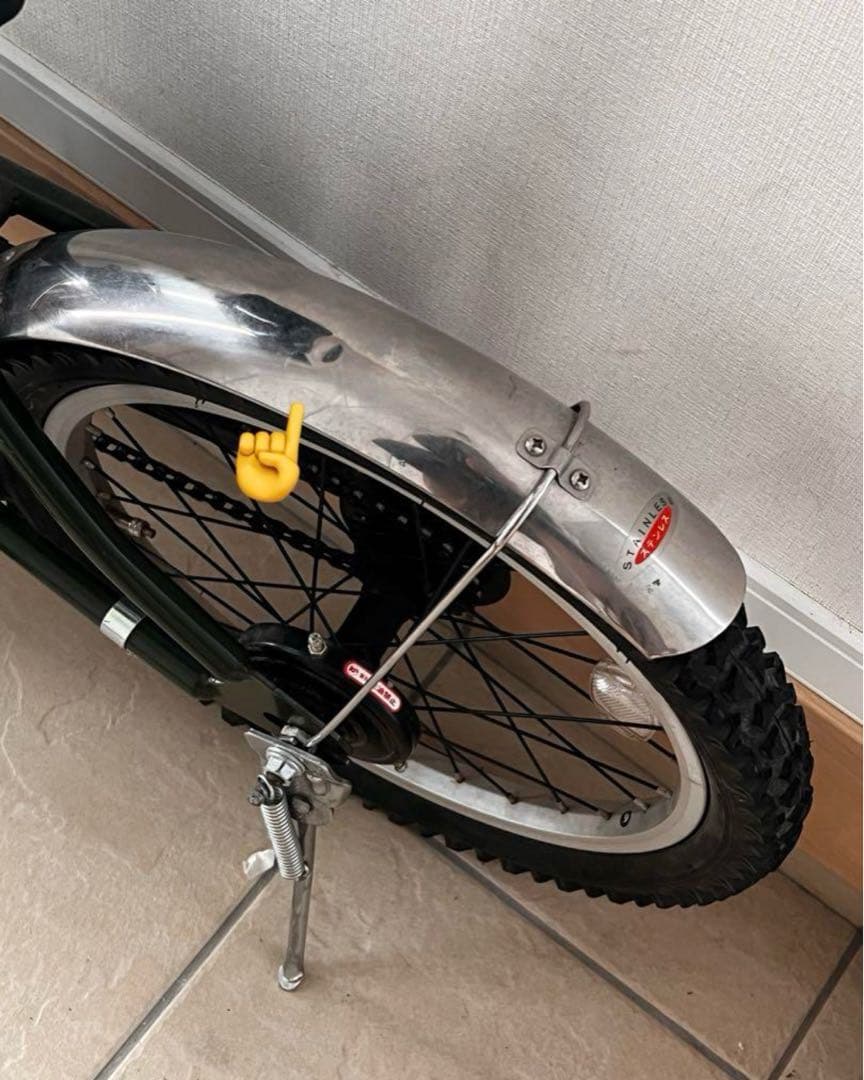 メルカリ市期間限定Jeepジープ 子供用 自転車 オリーブ 18インチ 補助輪