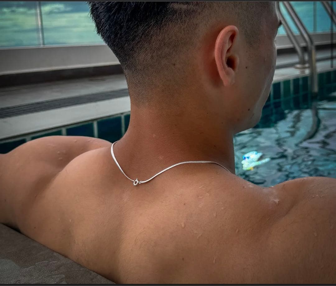 DIFFERENT ネックレス　シルバー