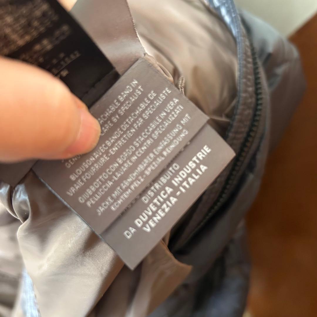 デュベティカ ダウンコート黒 M 美品 新品に近い本日価格（1/28）断捨離