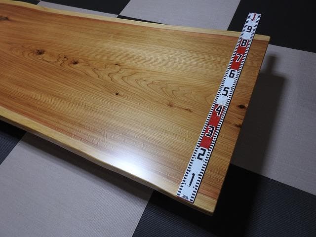 №7秋田杉一枚板☆座卓☆巾広貴重品！新入荷。