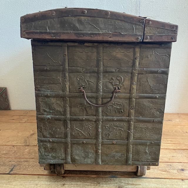 アンティーク インド 真鍮 トランク チェスト 骨董 古道具 トレジャー