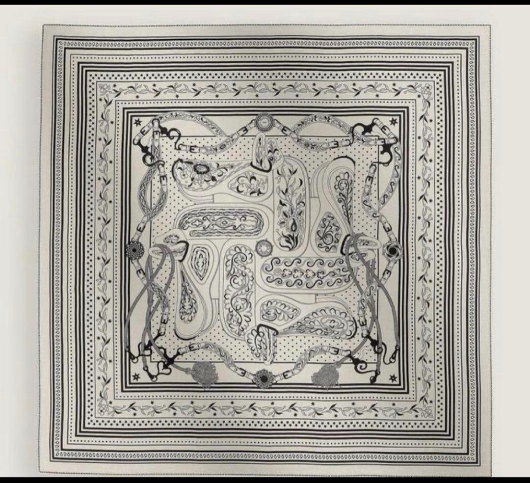 エルメス　2025 バンダナ カシシル カレジェアン アマゾンの祭典