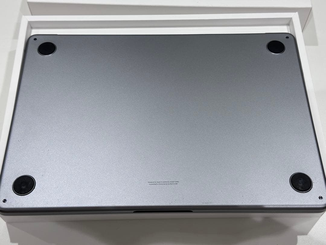 B*k様 MacBook Air M2 2022 24GB 1TB 箱付