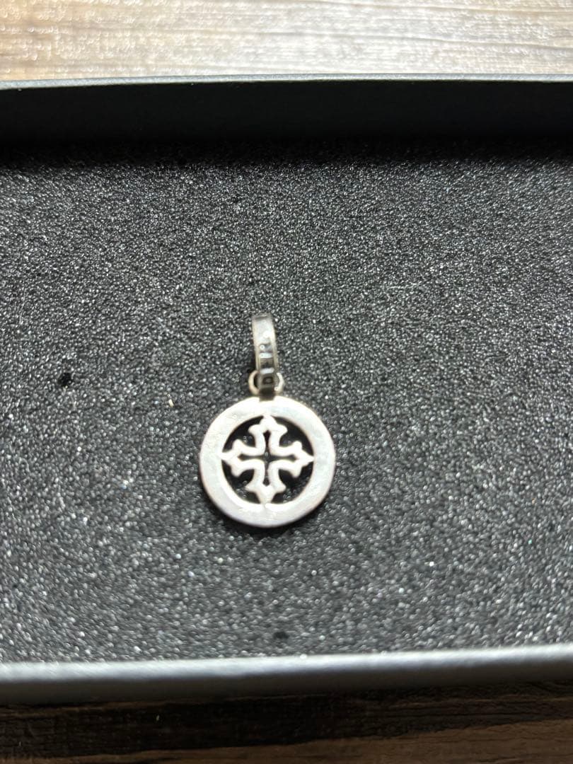 アクセサリー  ORDER TINY CROSS MEDALLION