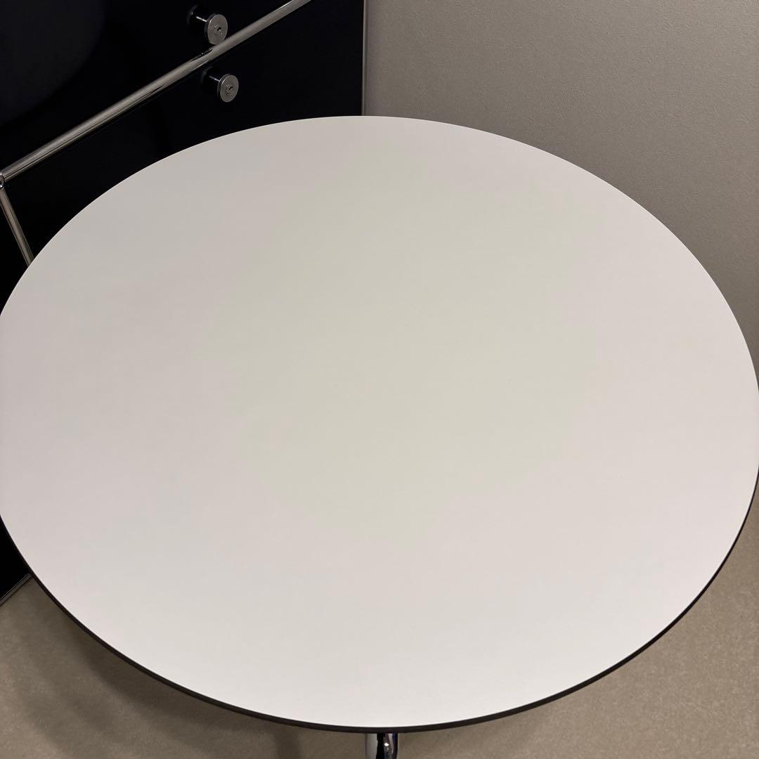 Vitra hal テーブル