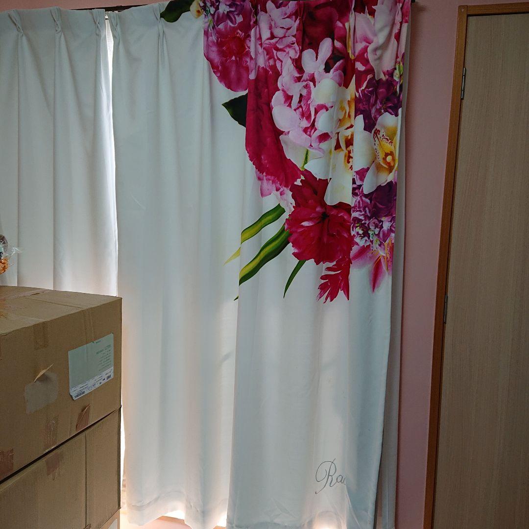 Radyカーテンフラワーブーケ