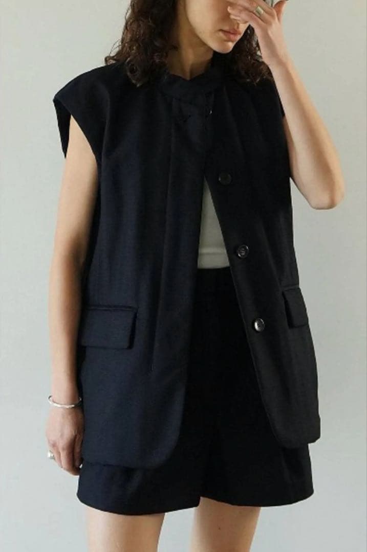 ジャケット・アウター CLANE PADDED MESH VEST