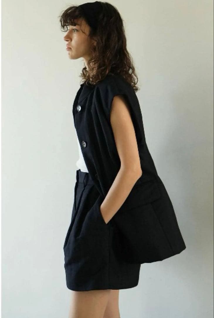 ジャケット・アウター CLANE PADDED MESH VEST