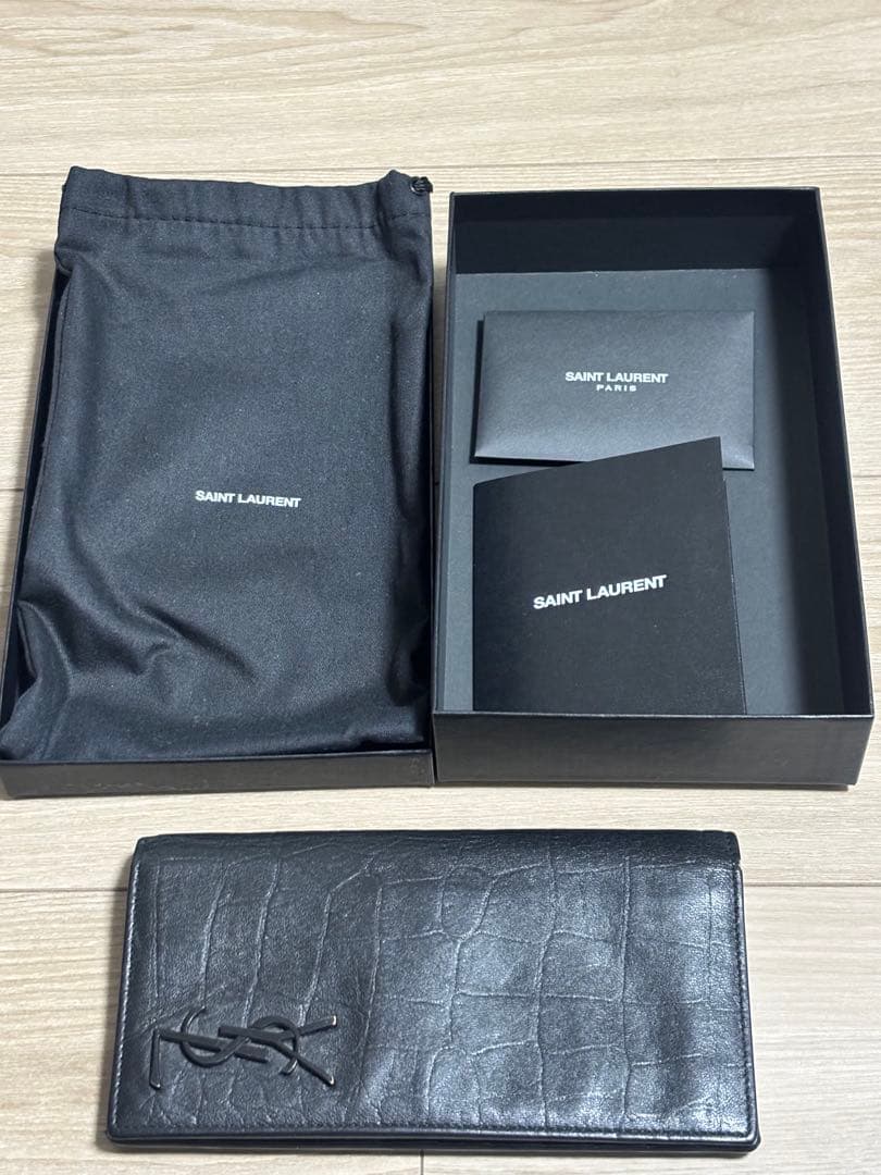 SAINT LAURENT クロコブラックレザー 長財布
