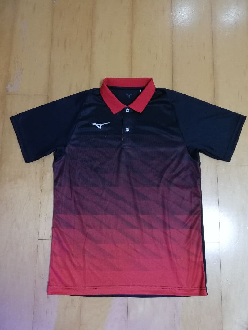 テニス　ユニフォームMサイズ