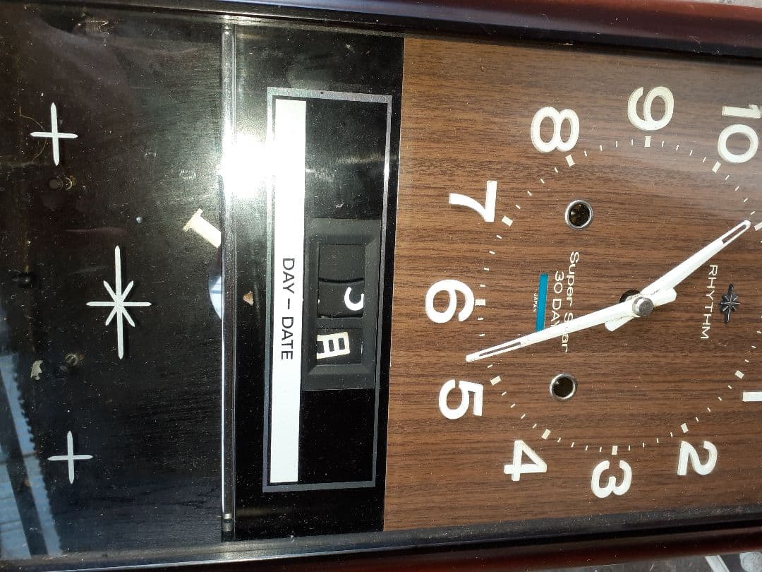 掛け時計ゼンマイ式