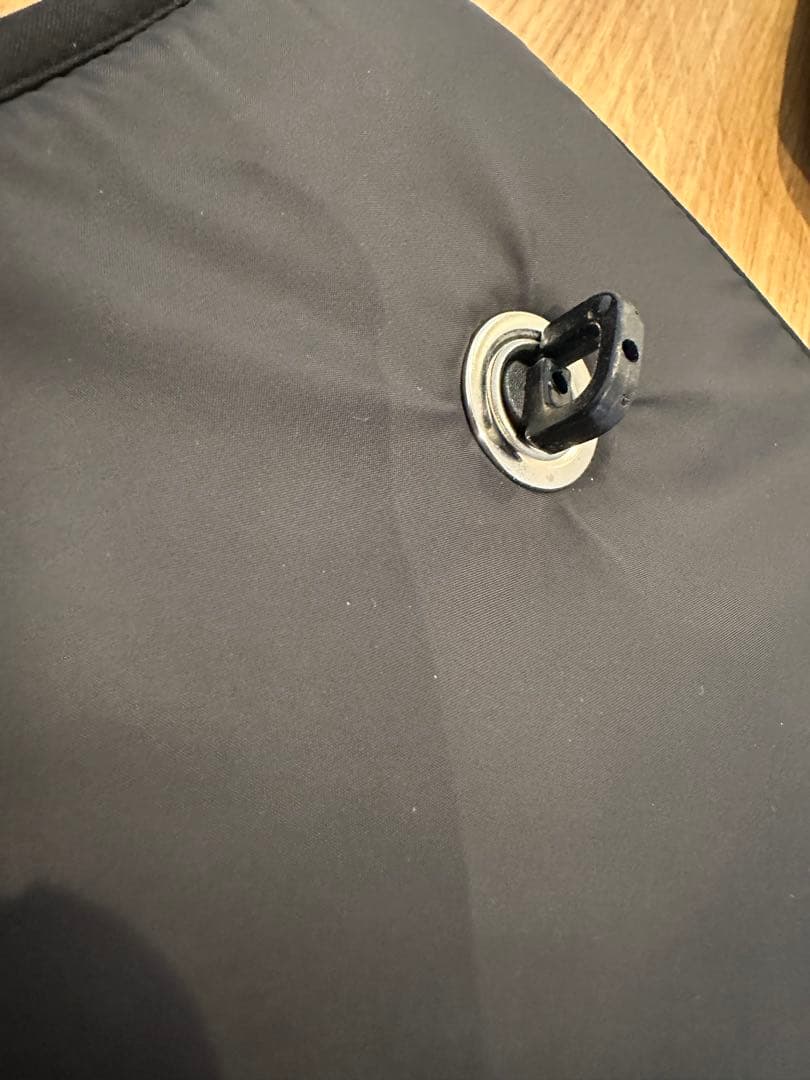 デリカD5 プライバシーサンシェード