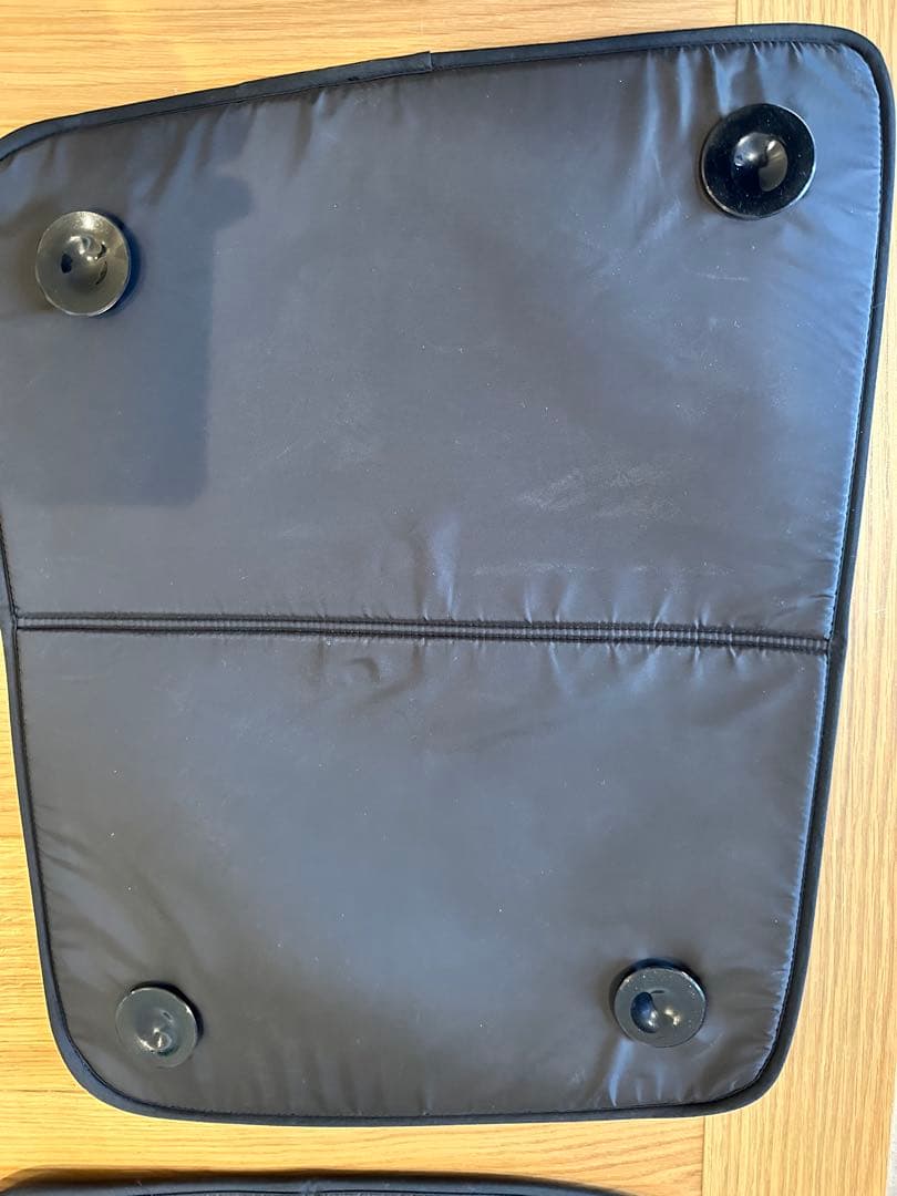 デリカD5 プライバシーサンシェード