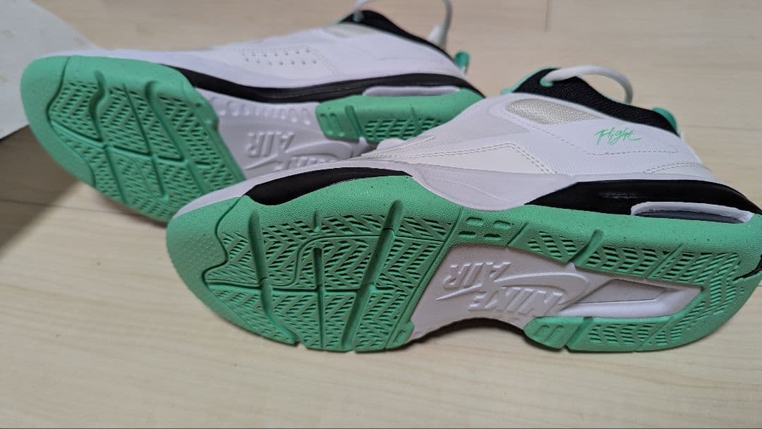 シューズ(男性用) JORDAN STAY LOYAL 3 \"WHITE GREEN GLOW\"