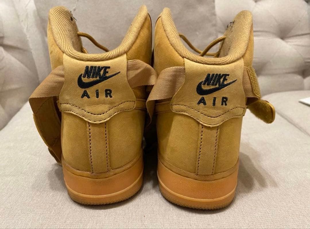 Nike Air Force 1 ベージュ ハイカット