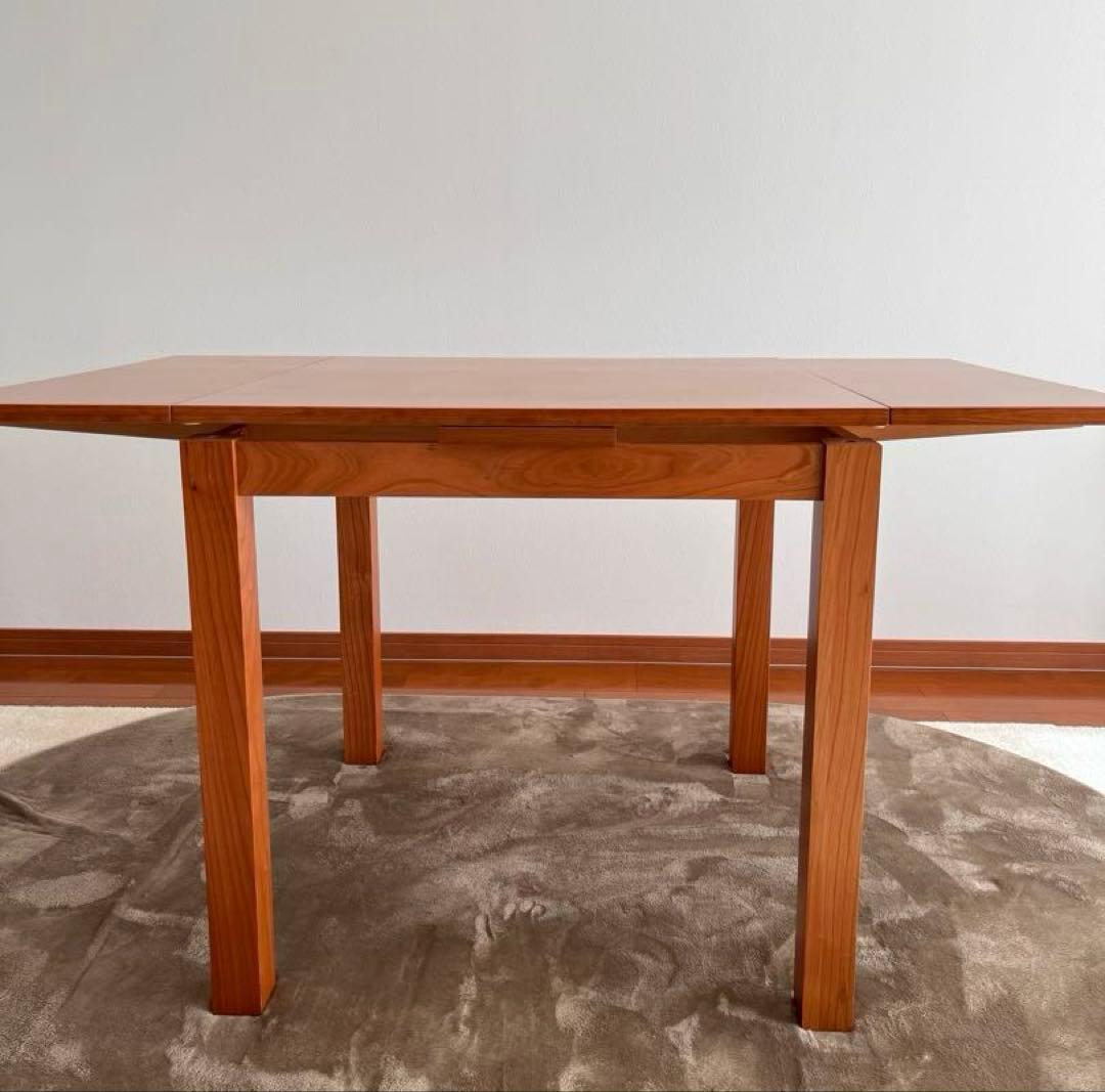 ウニコ　伸長式ダイニングテーブル unico VIVOシリーズ　小さめテーブル