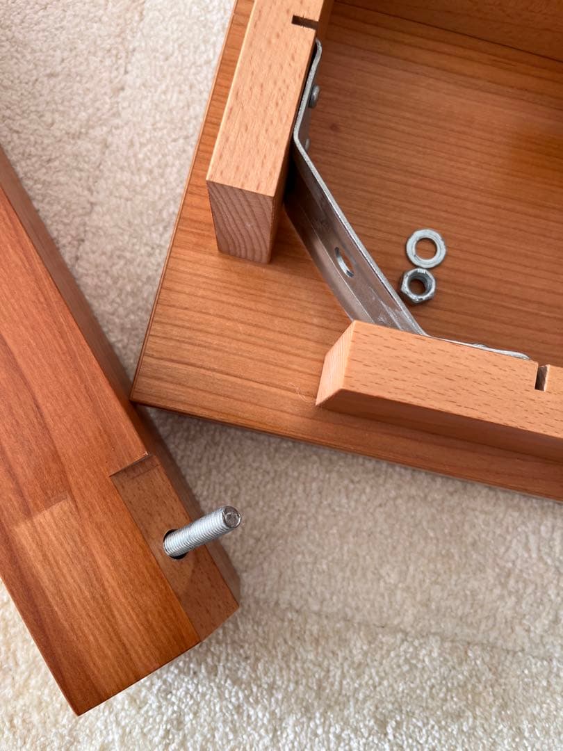 ウニコ　伸長式ダイニングテーブル unico VIVOシリーズ　小さめテーブル