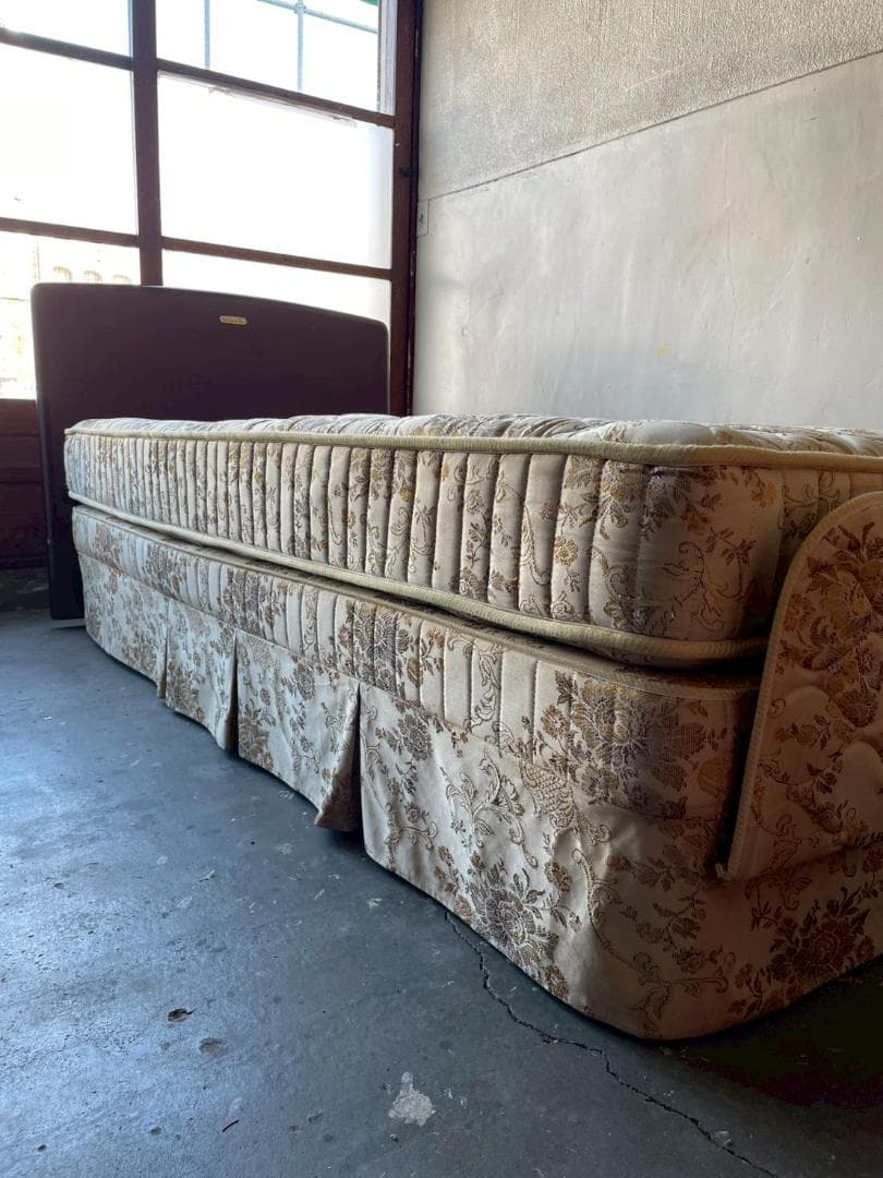 シモンズ 電動ベッド（1） シングル ポケットコイルマットレス付 動作確認済み