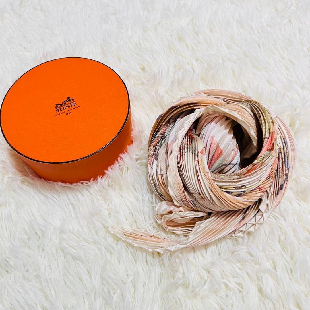 HERMES エルメス プリーツカレ スカーフ ベージュ系 シルク