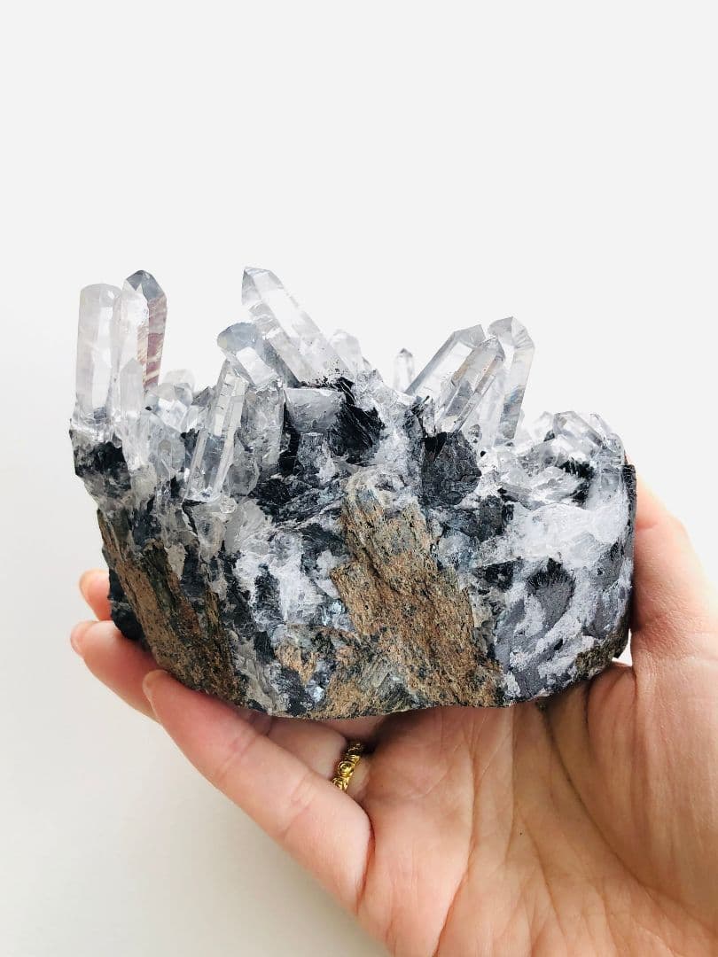 希少！アイアンローズ（ヘマタイト）の水晶共生クラスター