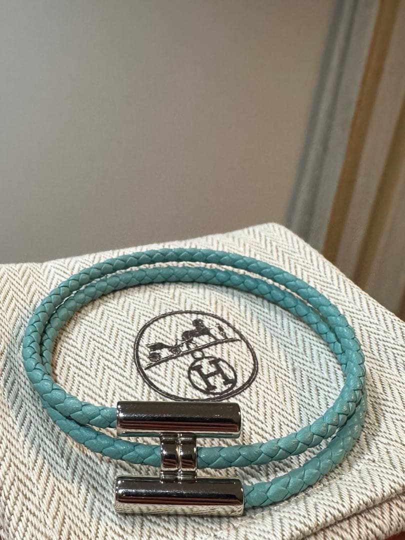 HERMESエルメス レザー　ブレスレット トゥルニ トレッセ　ブルー