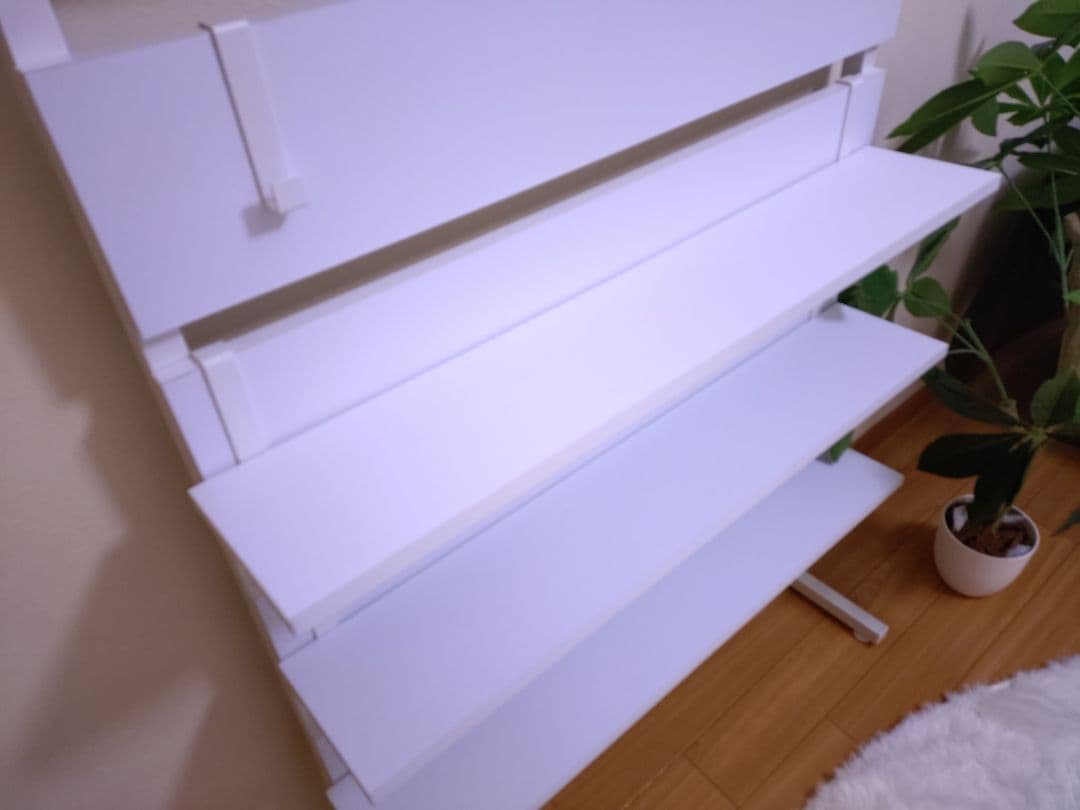 【美品】突っ張りラック 壁面収納 ドリス カロン80 パーテーション ホワイト