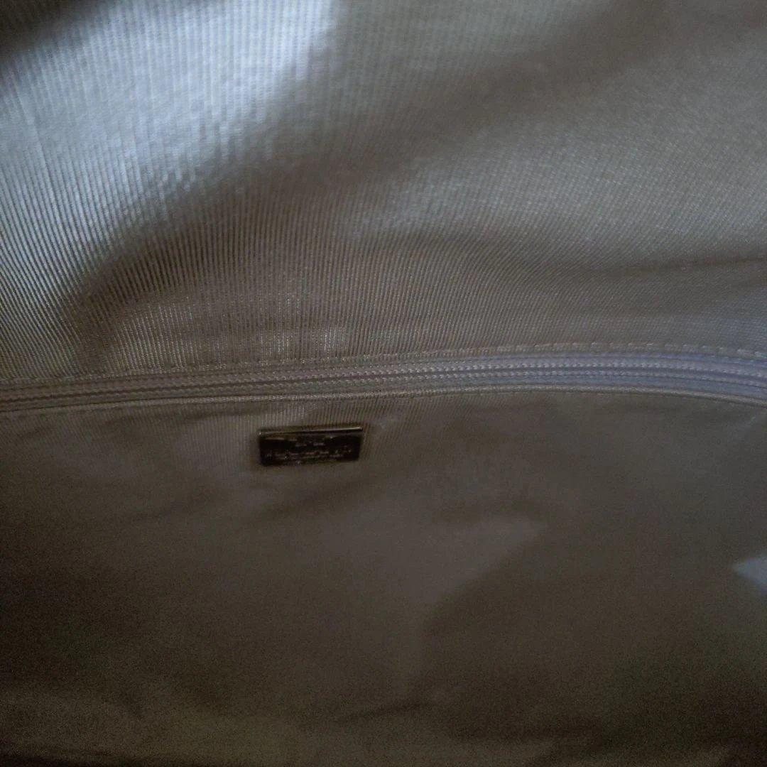 濱野レザーボルドートートバッグ ファスナー付き