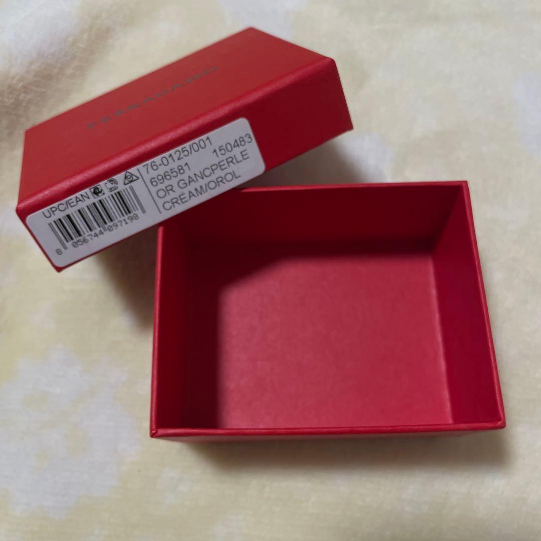 フェラガモ ガンチーニ クリスタル パール ピアス ゴールド アクセサリー