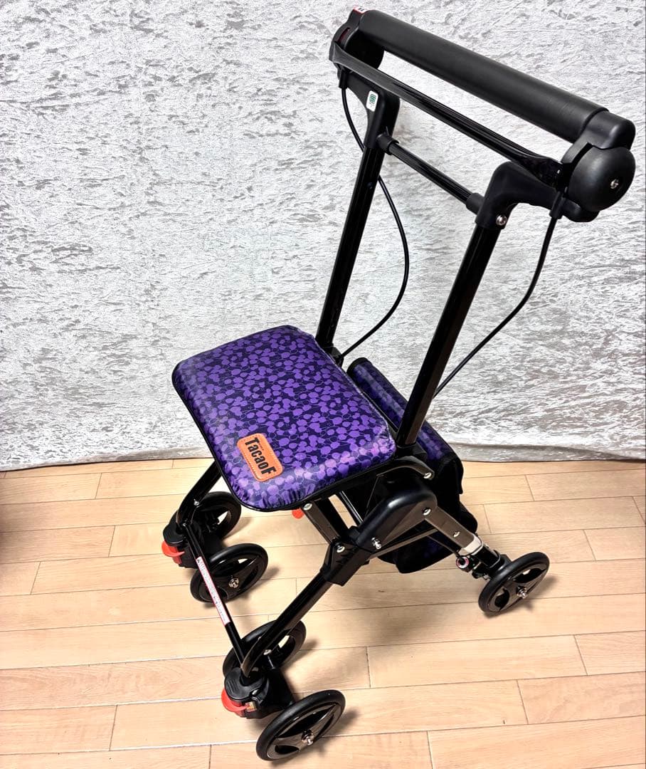 美品 幸和製作所 TacaoF テイコブ 畳める 座れるシルバーカー CPS03