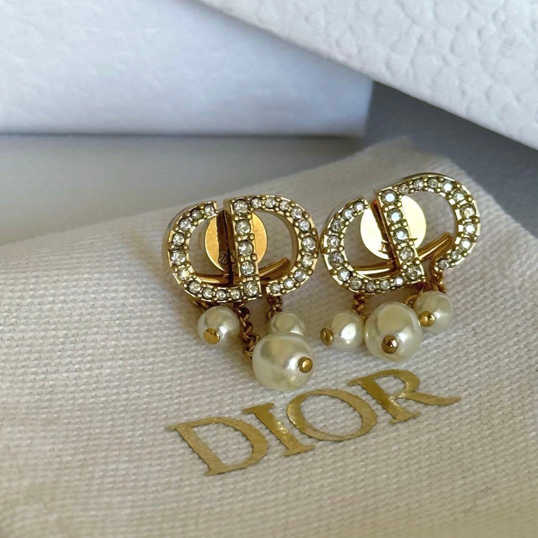 新品 Dior ダブルオーバルモチーフピアス CDロゴ ピアス パール