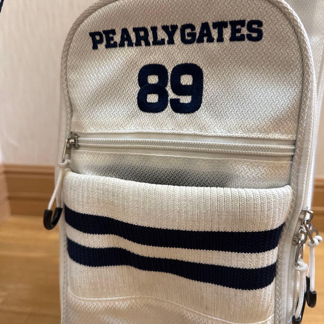 パーリーゲイツゴルフバッグ・キャディバッグ ホワイト　アイアンカバー付き