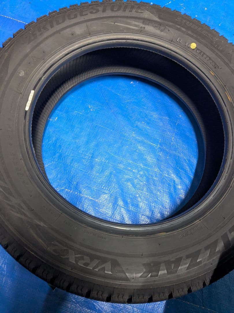中古　ブリヂストン VRX2 スタッドレスタイヤ 175/65R15　4本セット