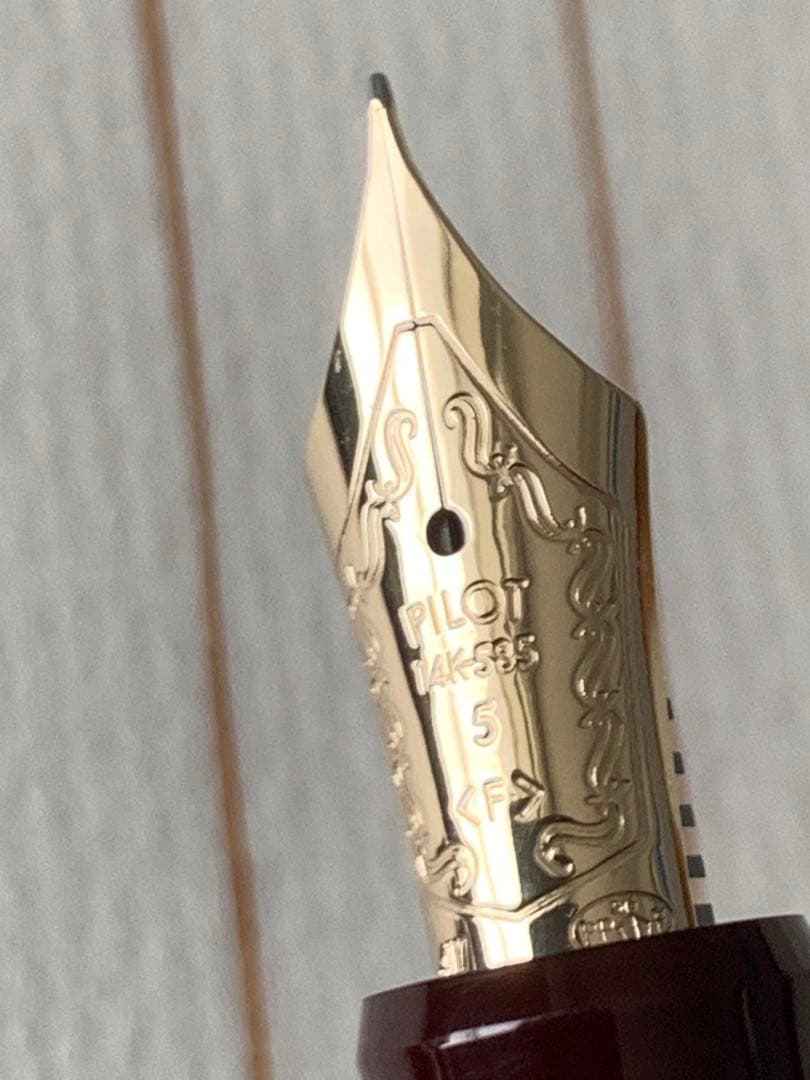 PILOT（パイロット） カスタム 万年筆 14K ボルドー