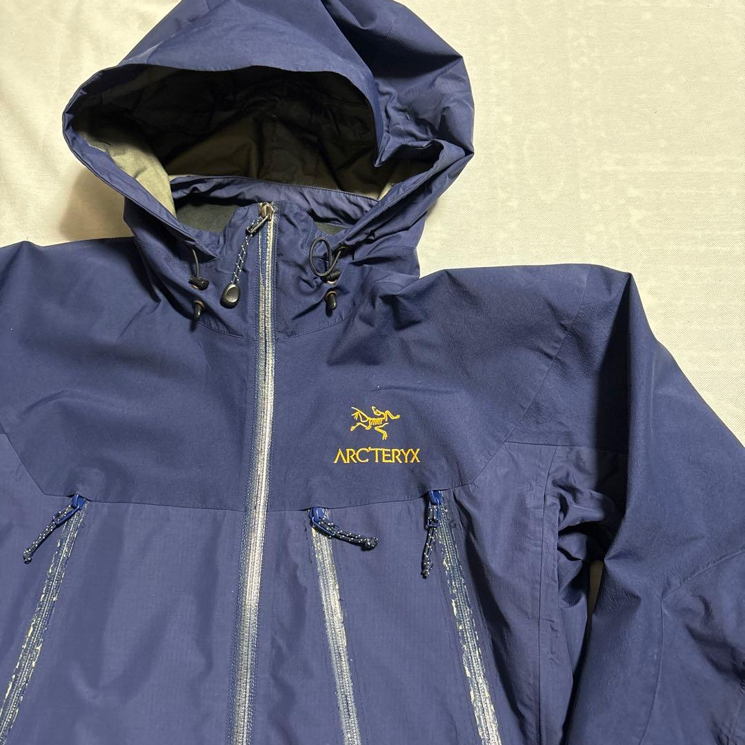 アークテリクス　名作 絶版 金ロゴ 刺繍 Theta AR Jacket