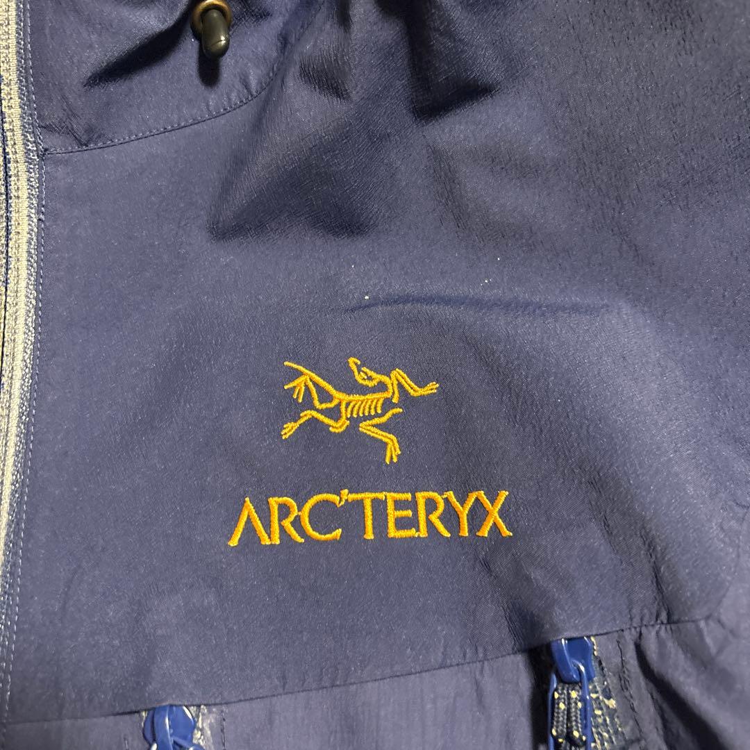 アークテリクス　名作 絶版 金ロゴ 刺繍 Theta AR Jacket