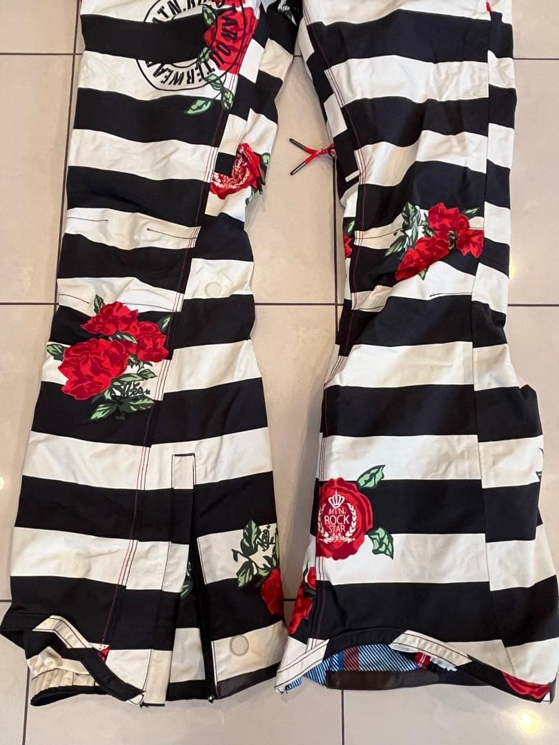 マウンテンロックスター S 上下セット スノーボードウエアー